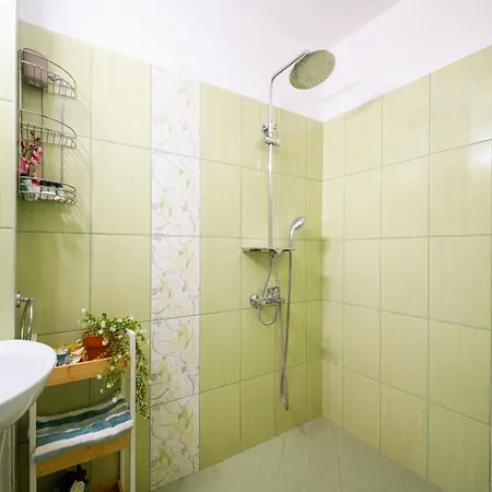 Yavi's Апартаменты *