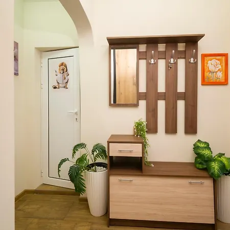 Апартаменты Yavi's