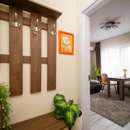 Yavi's Апартаменты *